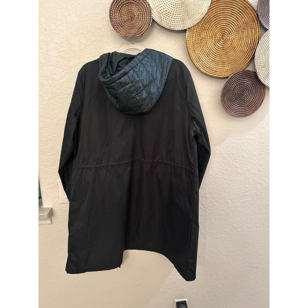 Bernardo black womens hooded jacket features a front zipper closure size 1X - Picture 4 of 4